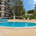 Apartment Elegance W/ Balcony & Pool By Lovelystay