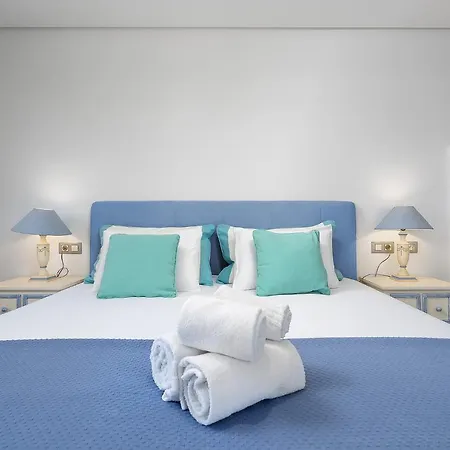 Elegance W/ Balcony & Pool By Lovelystay Albufeira