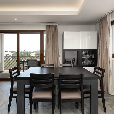 Elegance W/ Balcony & Pool By Lovelystay * 阿尔布费拉