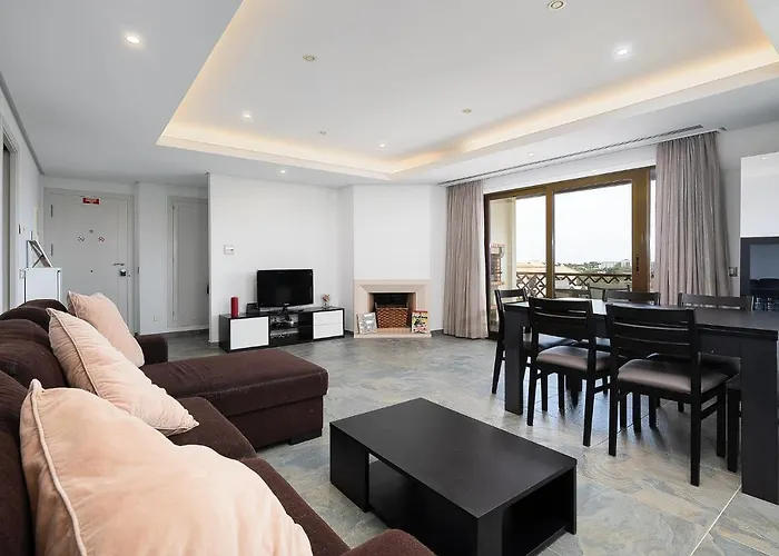 Elegance W/ Balcony & Pool By Lovelystay * Albufeira