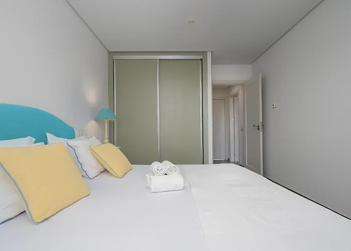 Apartmán Elegance W/ Balcony & Pool By Lovelystay *